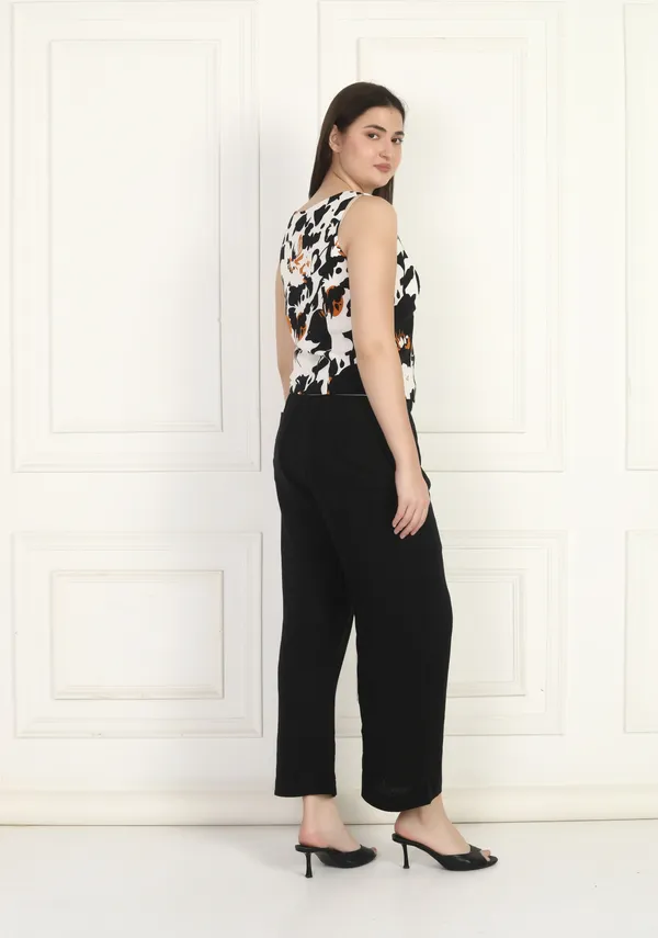 Women_White_WaistCoat