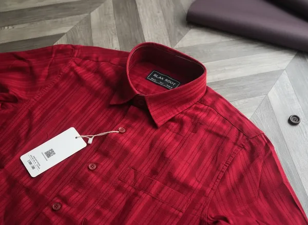 Red_Cotton_Blend_Regular_Fit_Checkered_Casual_Shirt_For_Men