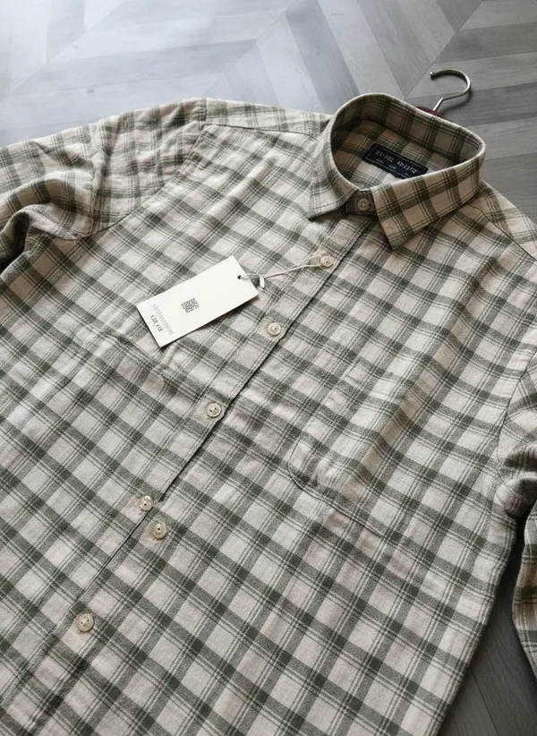 Green_White_Cotton_Blend_Regular_Fit_Checkered_Casual_Shirt_For_Men
