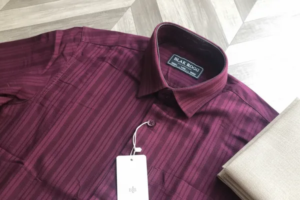 Maroon_Cotton_Blend_Regular_Fit_Striped_Formal_Shirt_For_Men