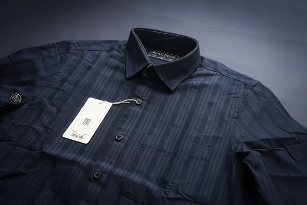 Navy_Blue_Cotton_Blend_Regular_Fit_Striped_Formal_Shirt_For_Men