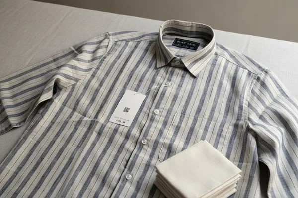 Dark_Grey_White_Cotton_Linen_Regular_Fit_Striped_Casual_Shirt_For_Men