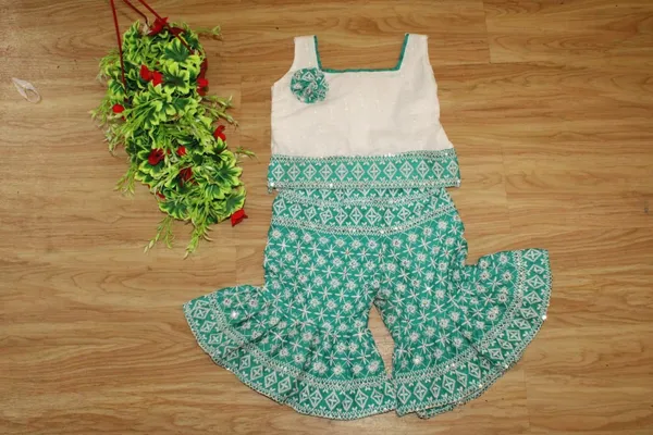 Green_&_White_Khadi_Cotton_Premium_And_Elegant_Dress_For_Girls