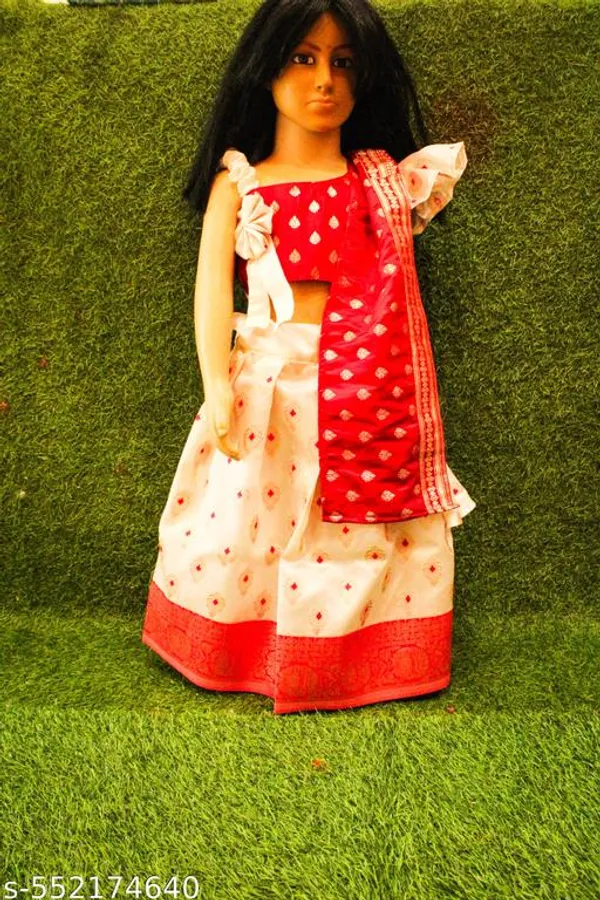 Red_And_White_Silk_Premium_And_Elegant_Lehenga_For_Girls