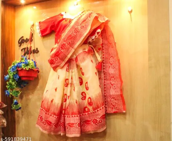 Multicolor_Silk_Premium_And_Elegant_Saree_For_Girls