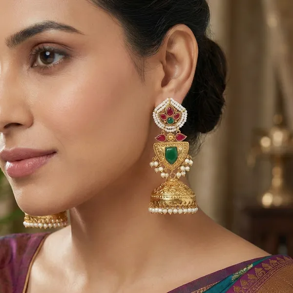 Pratyusha_Green_Jhumki_Earrings