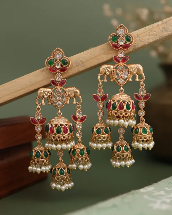 Gaurika_Gold_Jhumki_Earrings