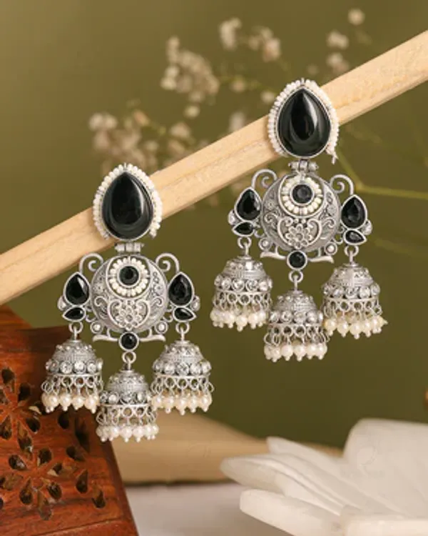 Prakriti_Black_Traditional_Dangler_Earrings