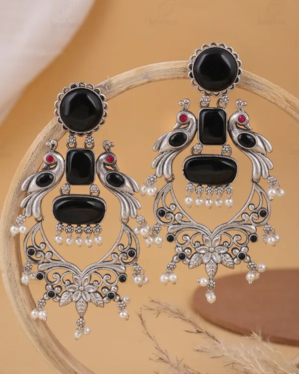 Pushpa_Black_Dangler_Earrings