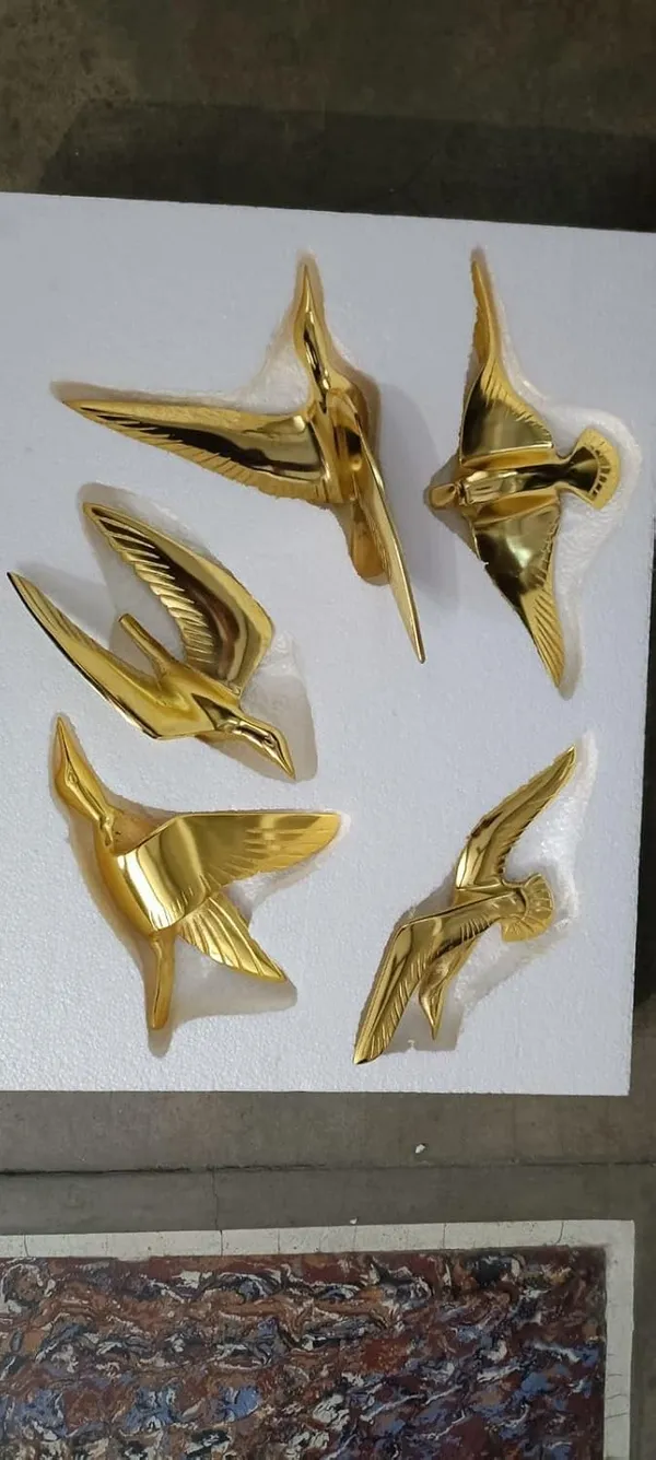 Golden_Metal_Bird_Wall_Sculpture