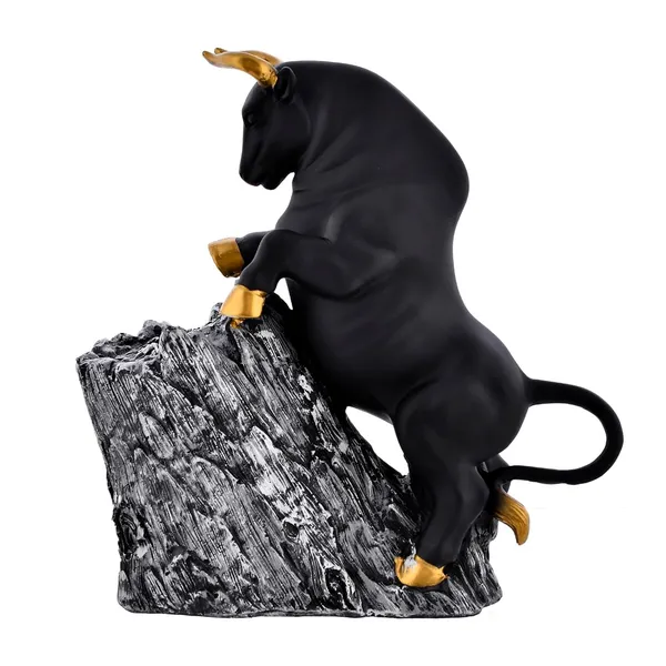 Black_Bull_Climbing_Rock_Resin_Figurine