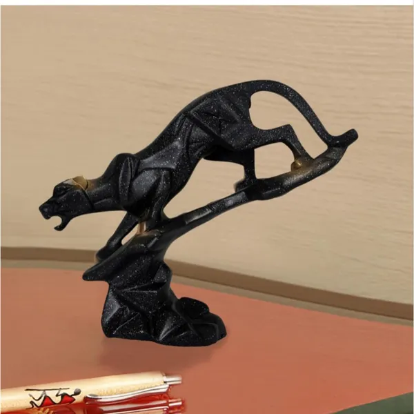 Black_Panther_Resin_Showpiece