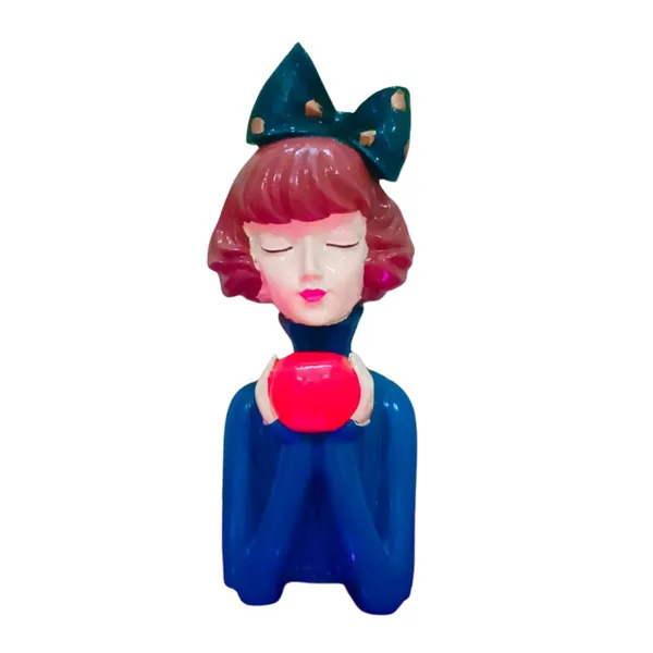 Multicolor_Girl_Figurine_With_Apple