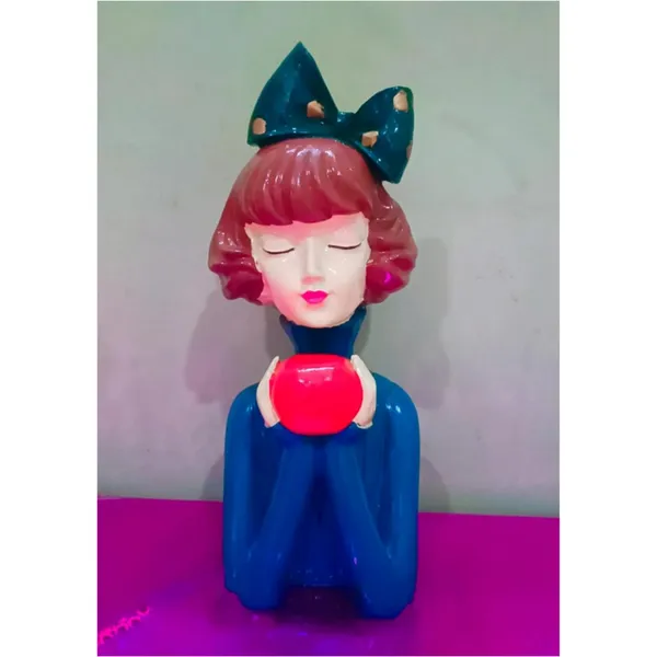 Multicolor_Girl_Figurine_With_Apple