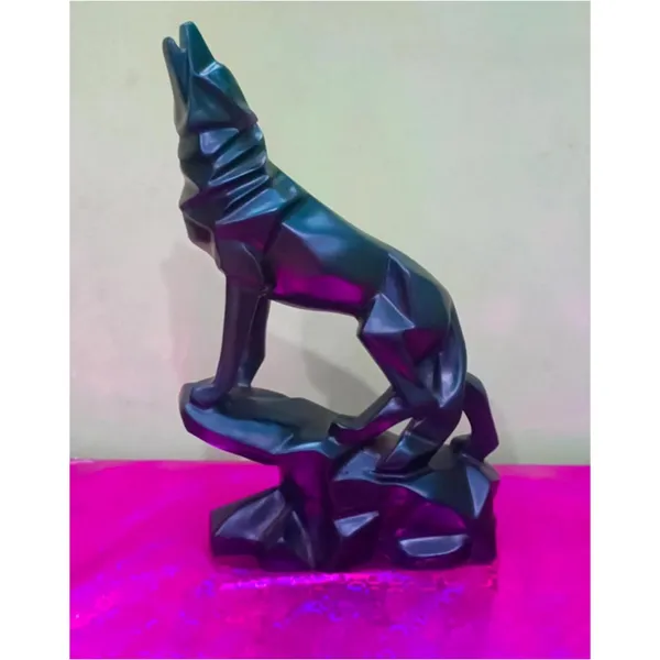 Black_Resin_Wolf_Figurine
