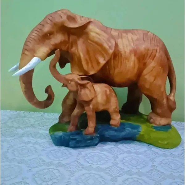 Multicolor_Elephant_Figurine_With_Baby
