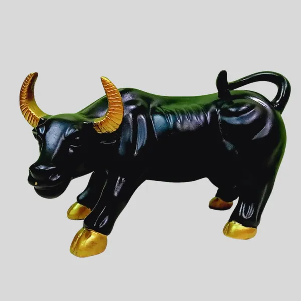 Multicolor_Resin_Bull_Figurine