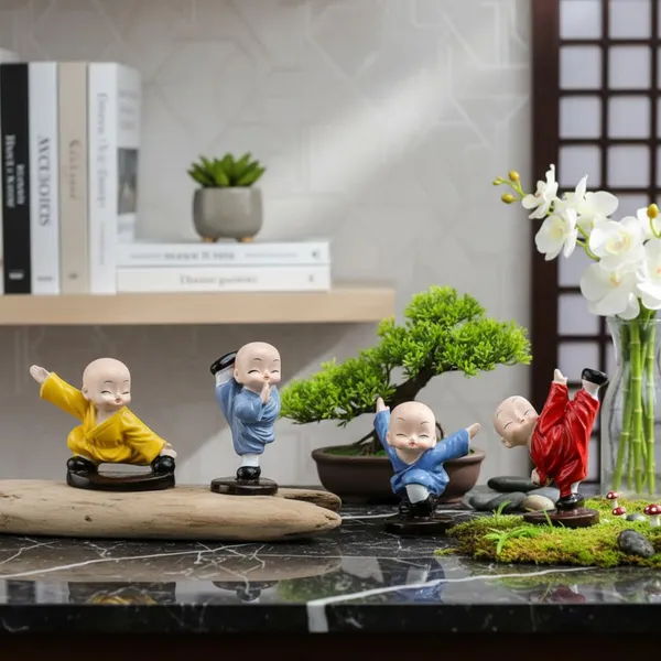 Kung_Fu_Monk_Miniature_Statue_Set