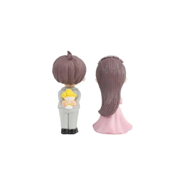 Multicolor_Kissing_Couple_On_Bench_Resin_Showpiece