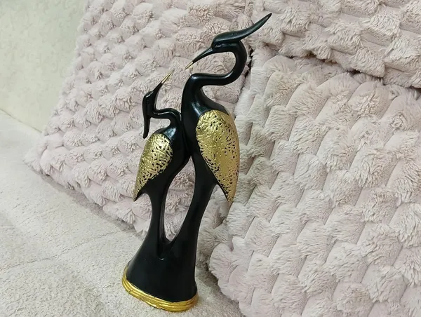 White_Crane_Bird_Statue