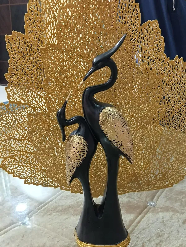 White_Crane_Bird_Statue