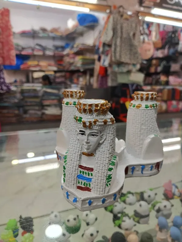Multicolor_Egyptian_Queen_Candle_Holder_Set_Resin_Statue