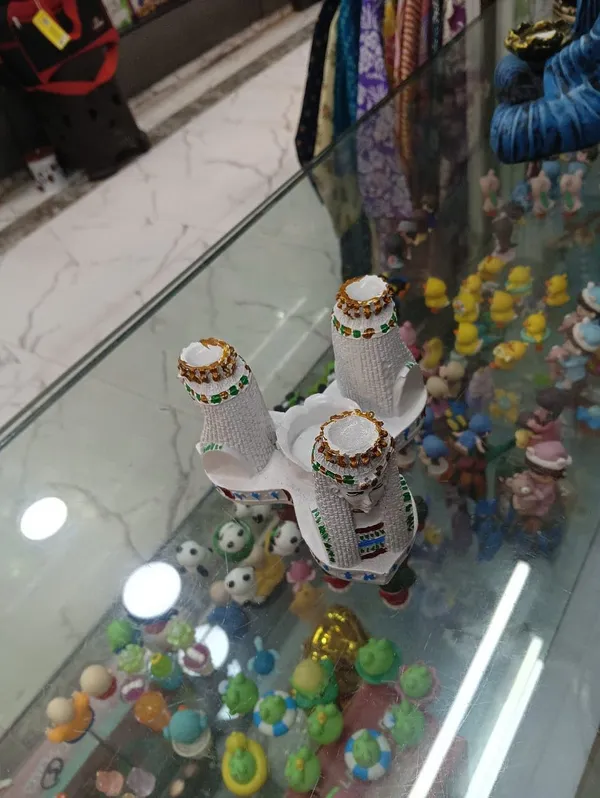 Multicolor_Egyptian_Queen_Candle_Holder_Set_Resin_Statue