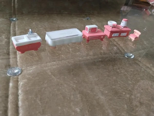 White_Dollhouse_Kitchen_Furniture_Set
