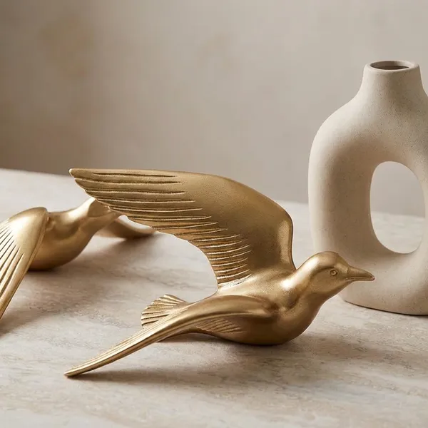 Golden_Metal_Bird_Wall_Sculpture