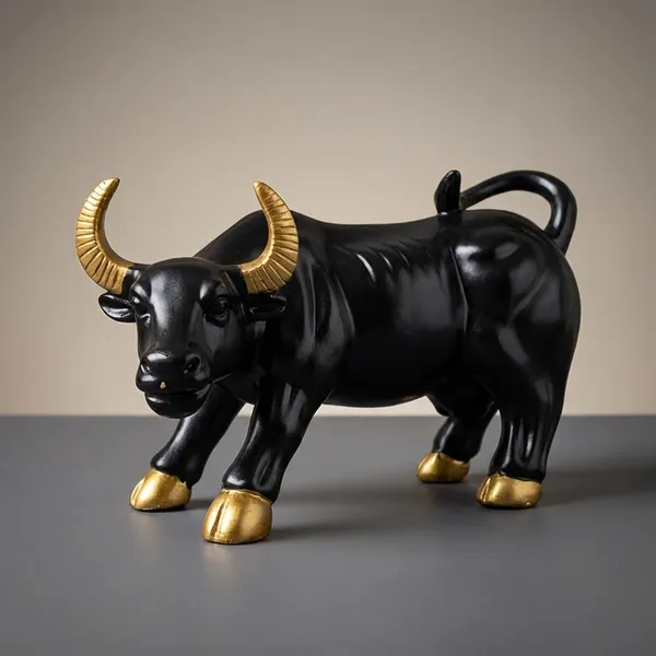 Multicolor_Resin_Bull_Figurine