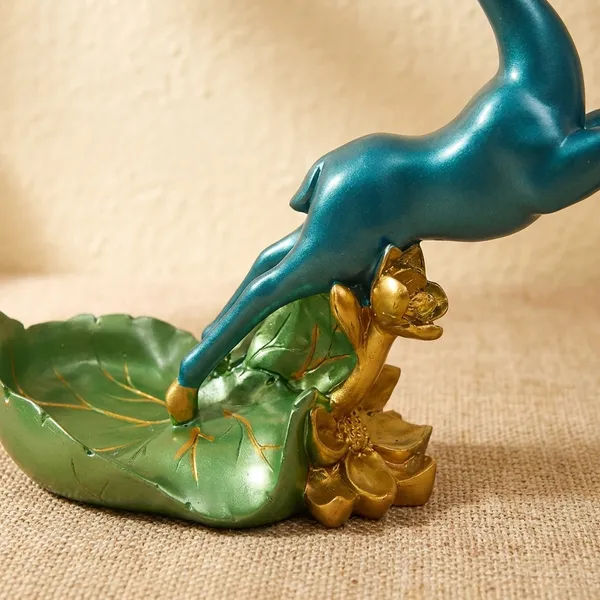 Multicolor_Resin_Deer_Figurine_With_Tray