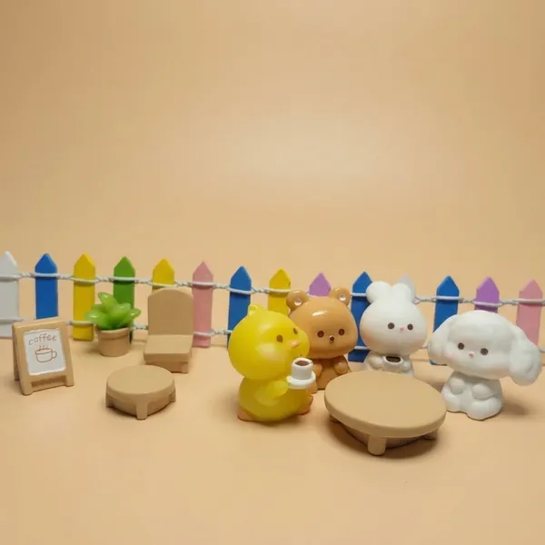White_Animal_Figures_Cafe_Play_Set