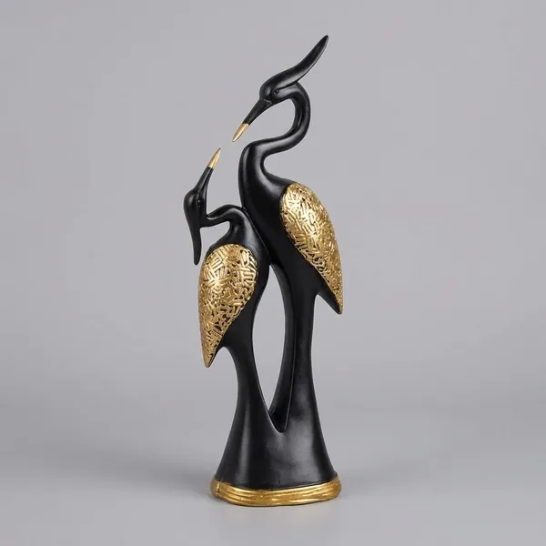 White_Crane_Bird_Statue