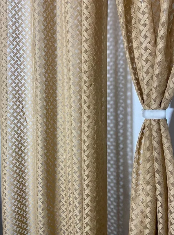 Luxury_Heavy_Net_Criss_Cross_Curtain_With_Heavy_Eyelet_Rings
