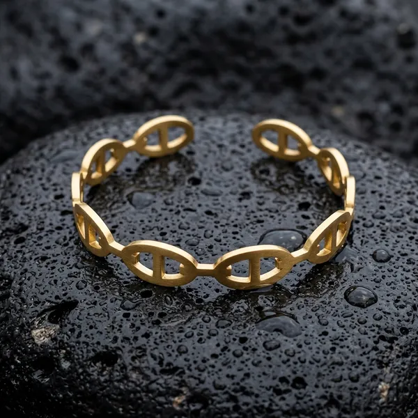 Geometric_Gold_Link_Bracelet