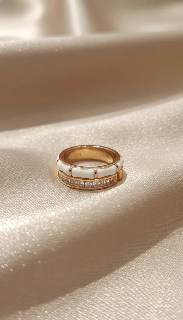 Luxe_Stacked_Enamel_Ring