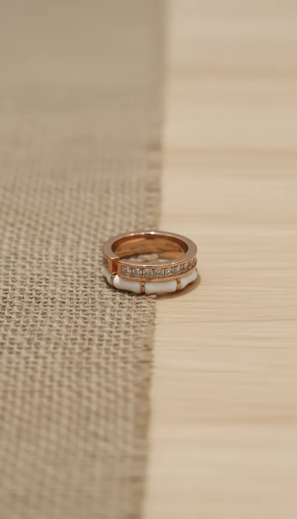 Luxe_Stacked_Enamel_Ring