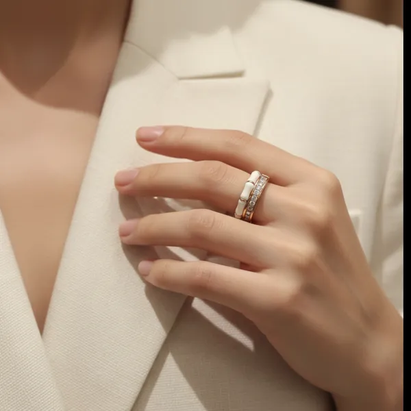 Luxe_Stacked_Enamel_Ring