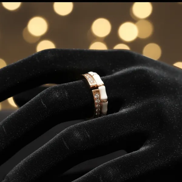 Luxe_Stacked_Enamel_Ring