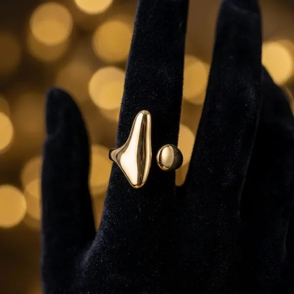 Molten_Sculpted_Wrap_Ring_-_Free_Size