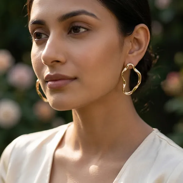 Sculptural_Gold_Abstract_Earrings