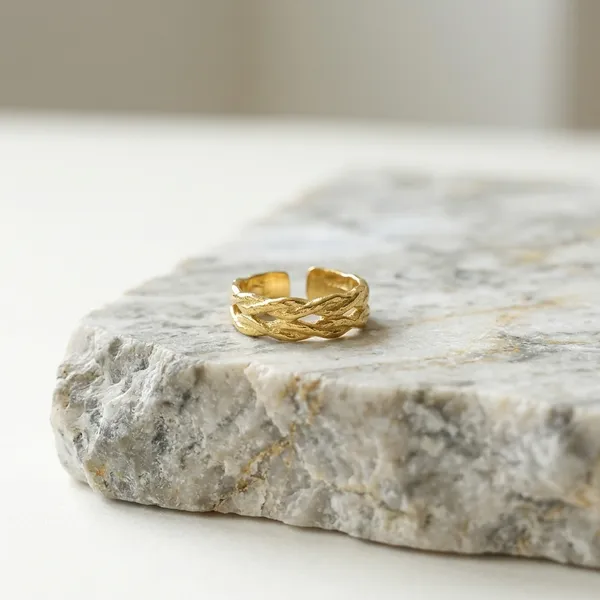 Golden_Textured_Braided_Ring