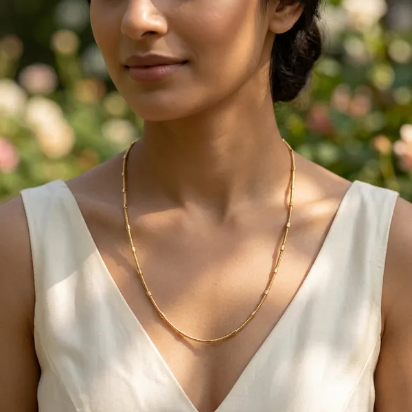 Elegant_Gold-Tone_Bar_Link_Chain