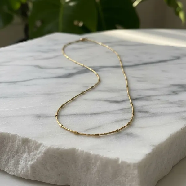Elegant_Gold-Tone_Bar_Link_Chain