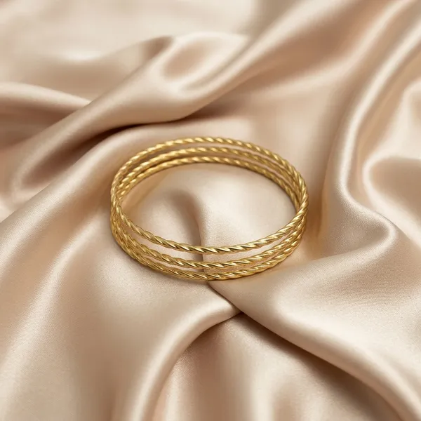 Elegant_Twisted_Bangle_Bracelet