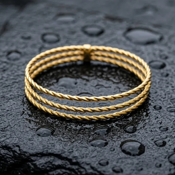 Elegant_Twisted_Bangle_Bracelet