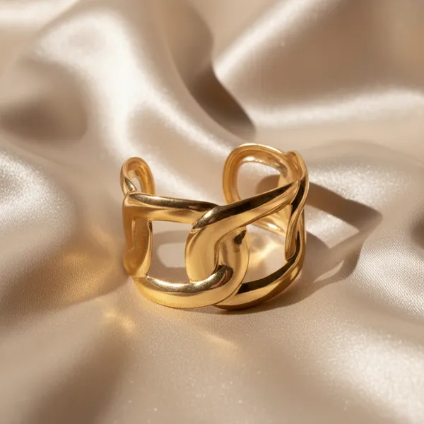 Bold-Gilded_Link_Bracelet