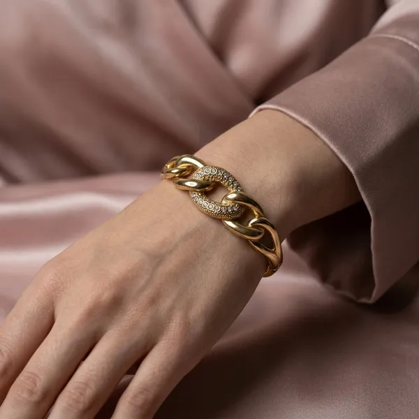 Radiant_Crystal_Link_Bracelet