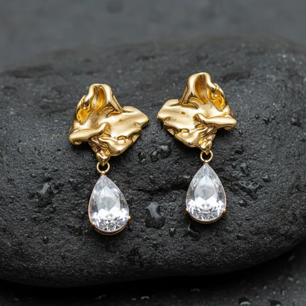 Anti-Tarnish_Gold_Abstract_Teardrop_Crystal_Dangle_Earrings
