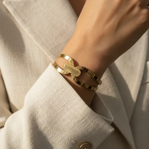 Elegant_Minimalist_18K_Gold_Plated_Anti-Tarnish_Double_Band_Bangle